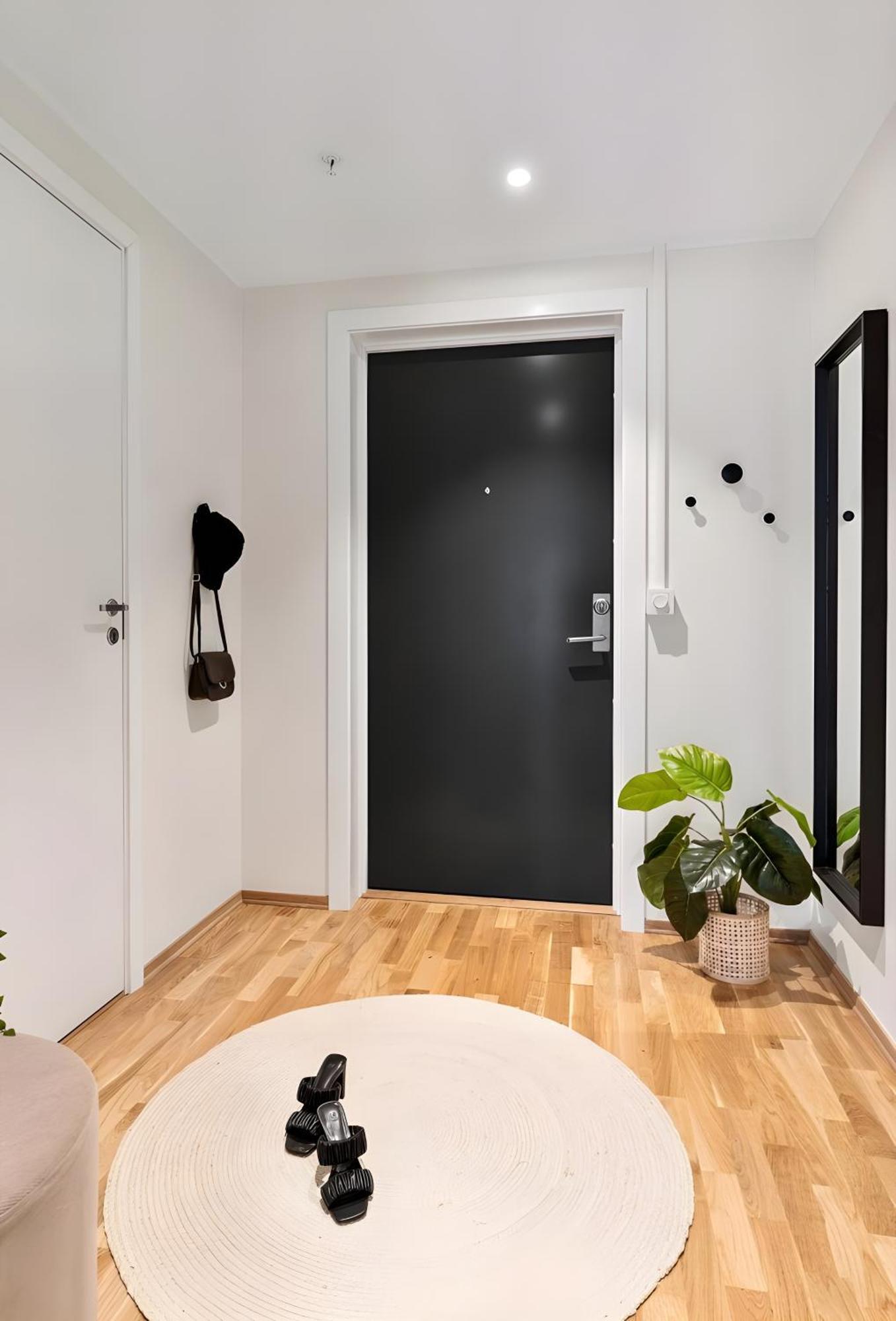 Modern Apartment In The Center Of Берген Экстерьер фото